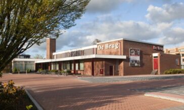 Bekijk de afbeelding van de locatie op Theatergroep Uit & Thuis