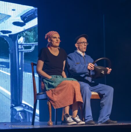 Bekijk deze afbeelding van vacature Toneel op Theatergroep Uit & Thuis.