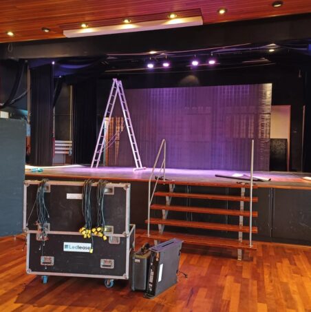 Bekijk deze afbeelding van vacature Algemeen op Theatergroep Uit & Thuis.